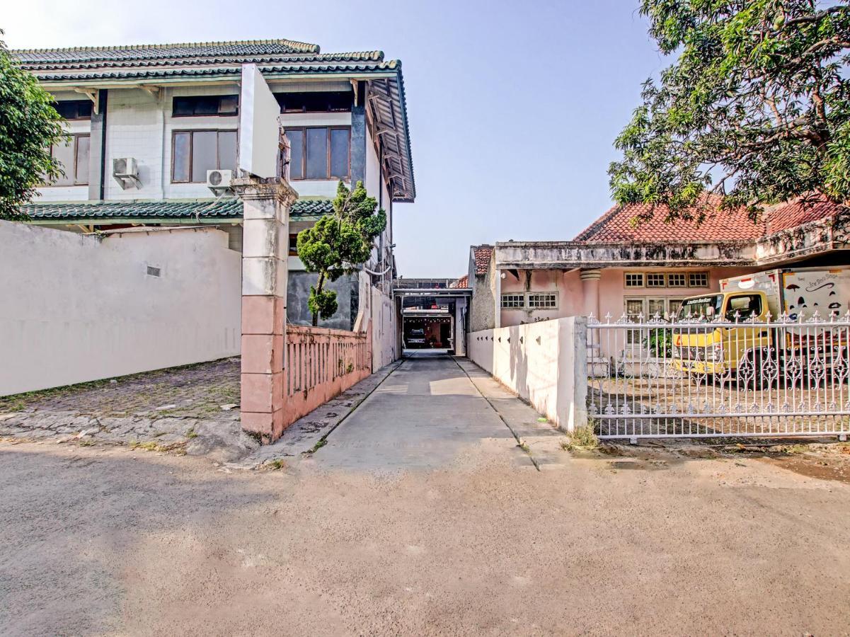 Oyo 91490 Hotel Rumah Kita Cirebon Exterior photo