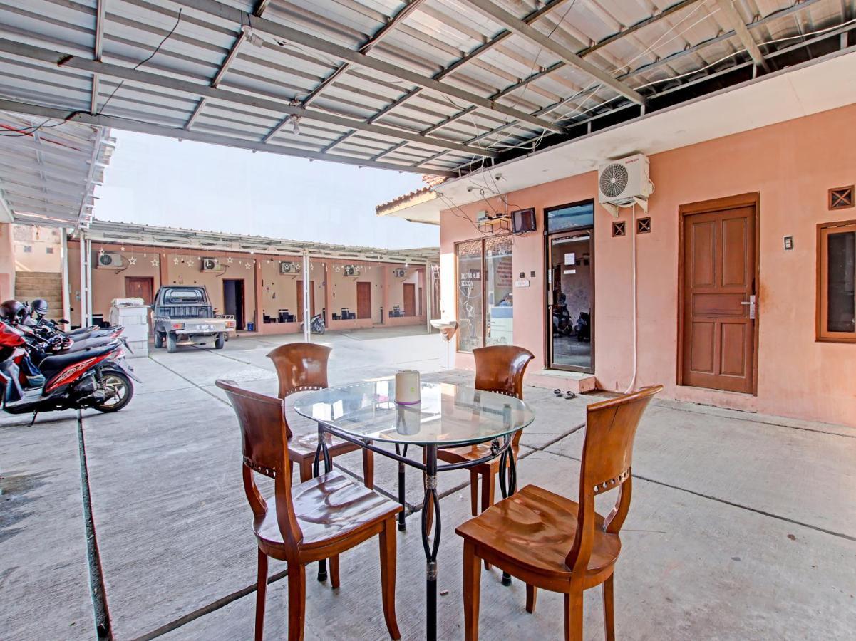 Oyo 91490 Hotel Rumah Kita Cirebon Exterior photo